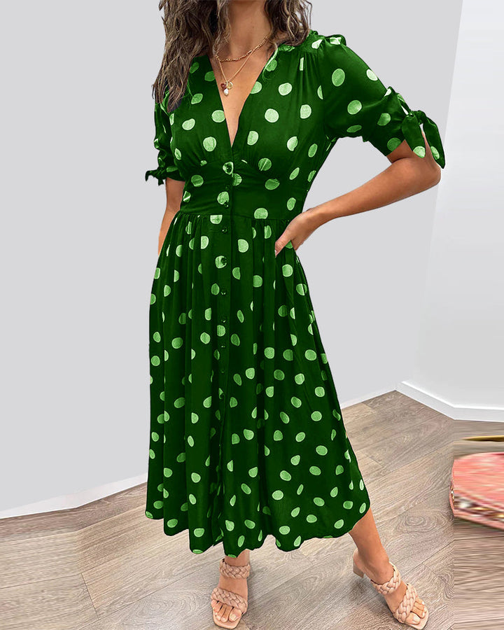 Idalia - Dress with deep V-neckline and polka dots