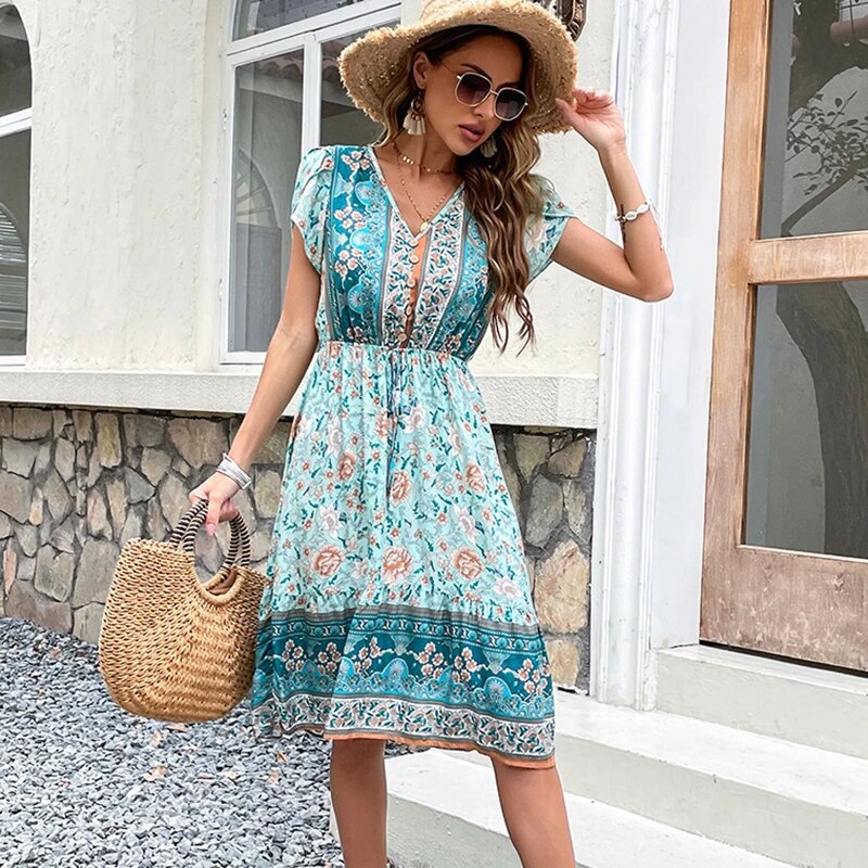 Skylar - Boho midi dress with floral print